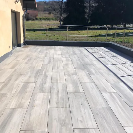 La Ruine Single-family House With Hot Tub Laveline